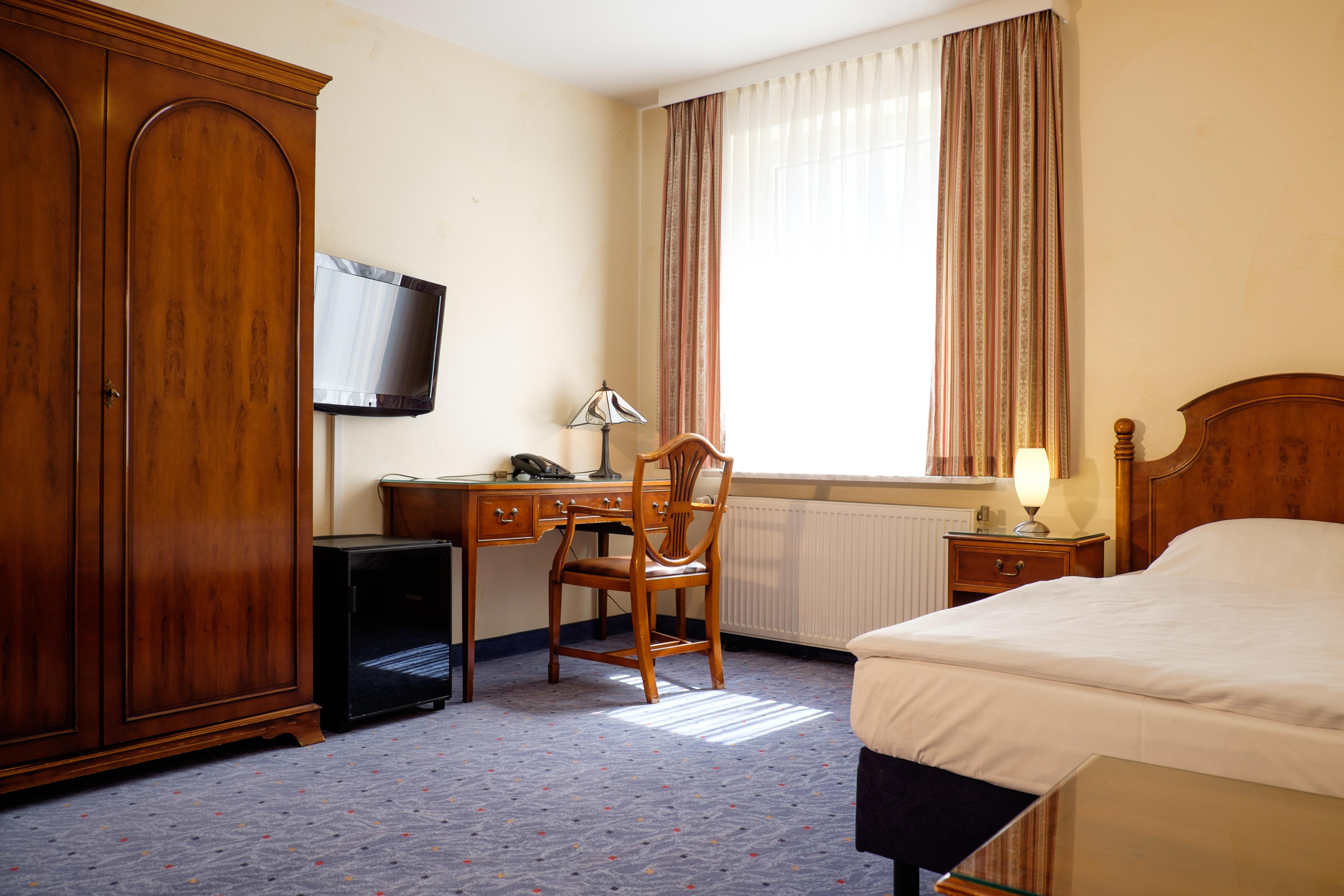 Hotel Koenigshof Am Funkturm Hannover Rom bilde